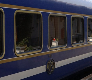 blue train 240x401 2